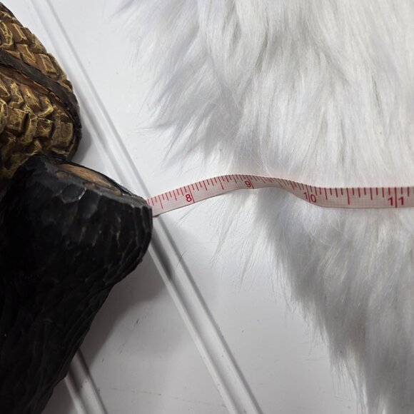 VTG Resin Bear Holding Fish Wicker Basket Fishing Rustic Country Cabin 6.5x7x8" - Picture 12 of 12